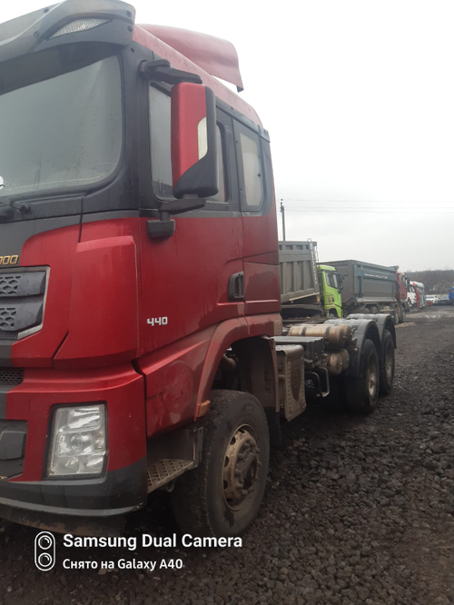 Shacman (Shaanxi) SX* 6x6 Седельный тягач SX42586W385C (Дизельный, 10,8 л, 441 л.с., МТ)