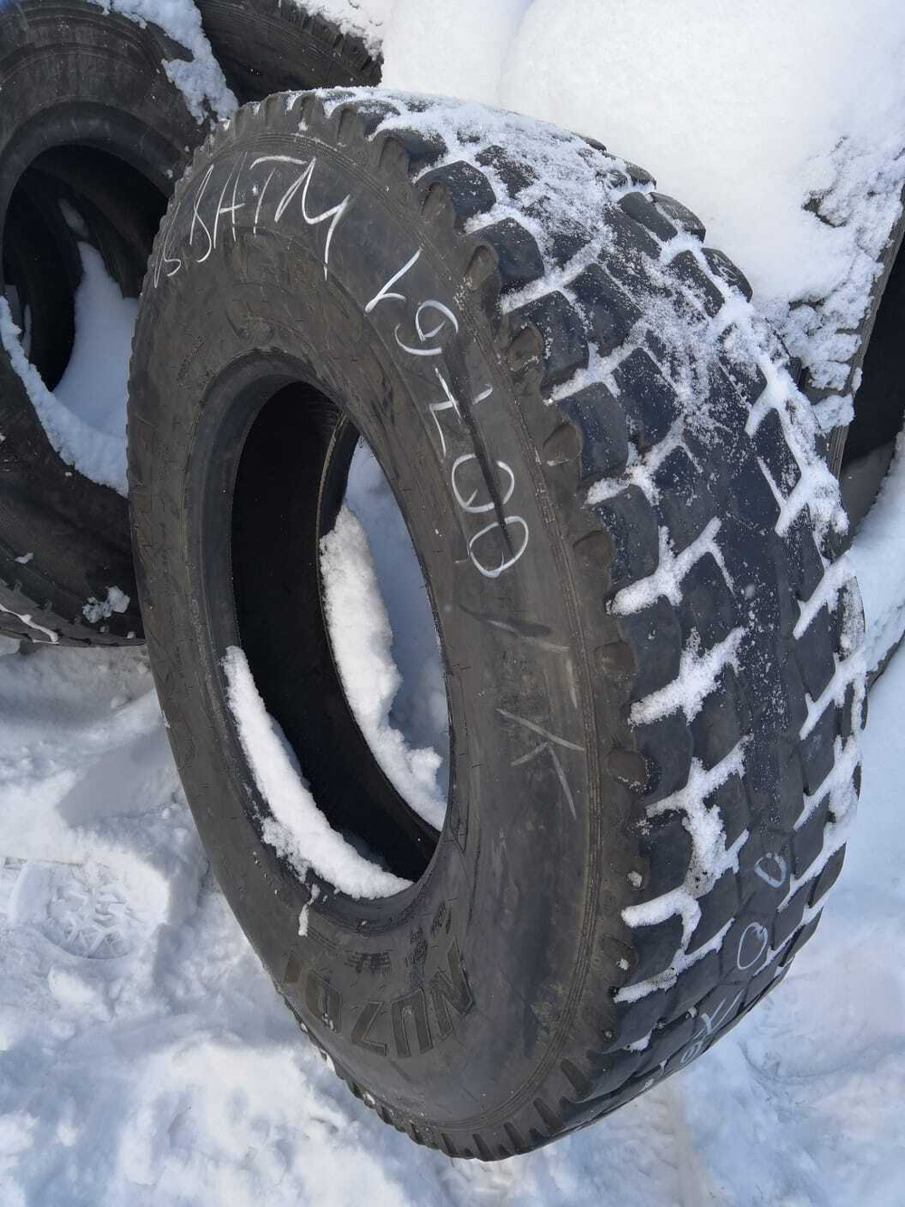 12R22.5 Kama NU701 шина б/у