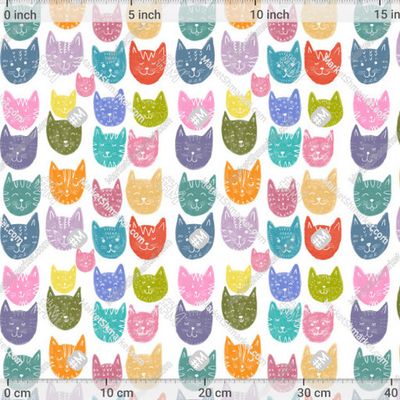 Паттерн Веселые разноцветные котики на белом фоне by Yovin 435 DPI