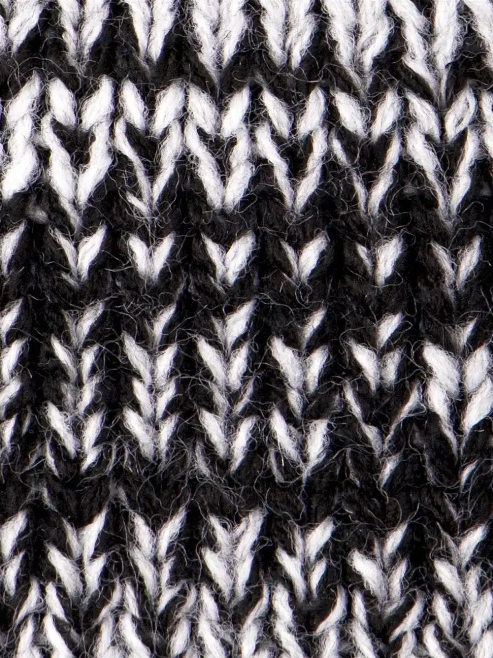 Шапка детская вязаная осенняя на завязках