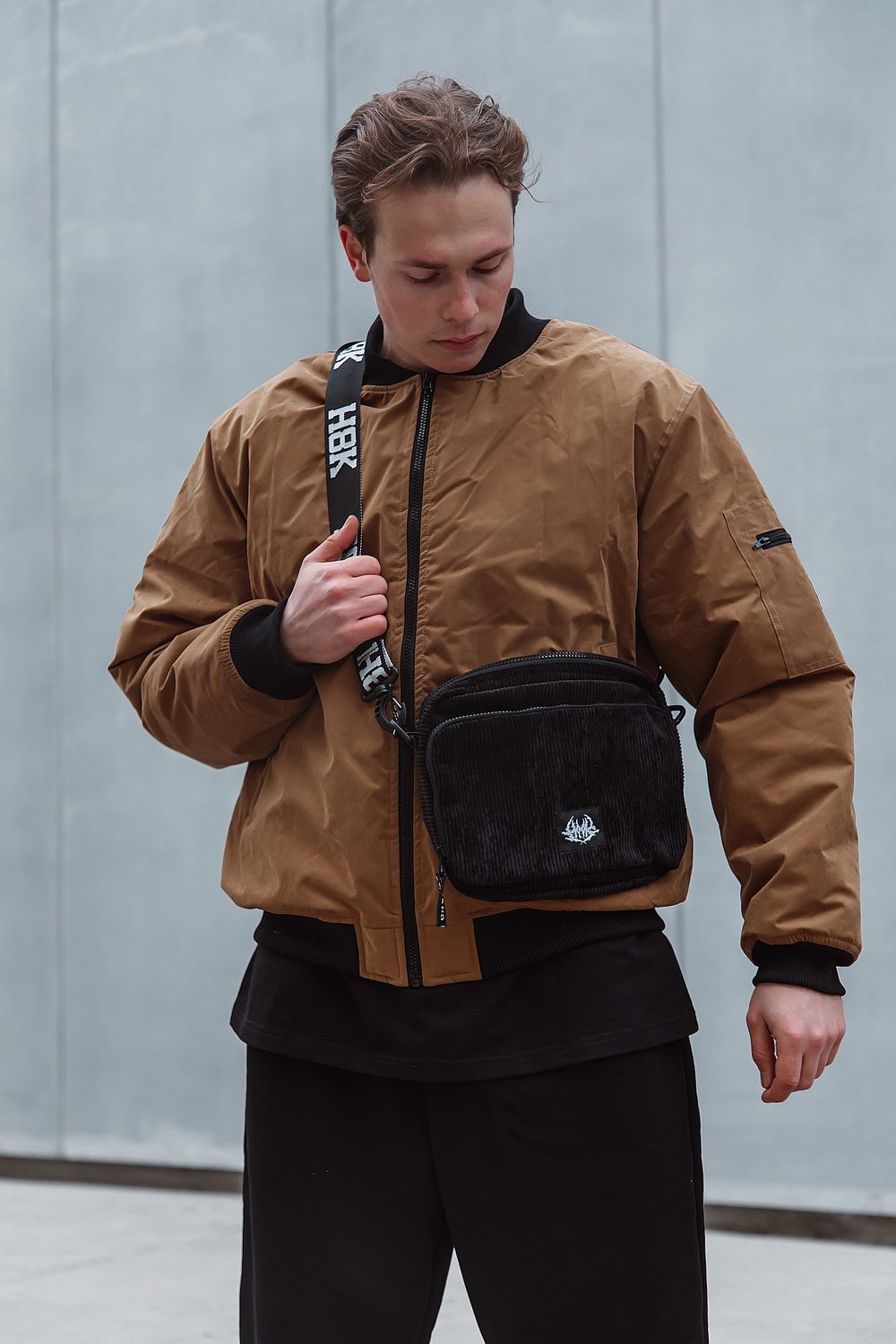 Сумка Hook Шолдербег Грандма Вельвет черная