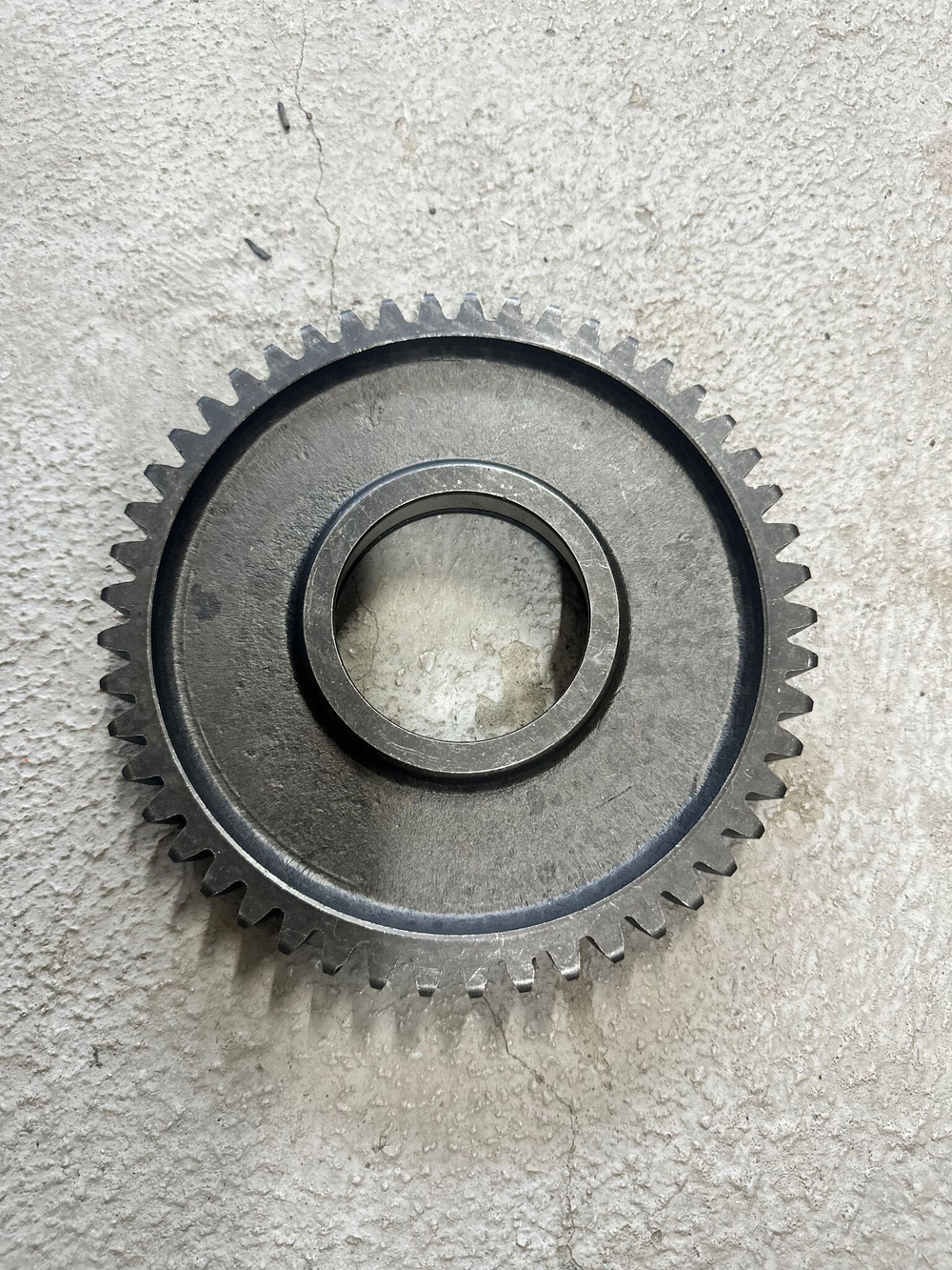 Шестерня промежуточная под подшипник (Z 42) КРН 2.1