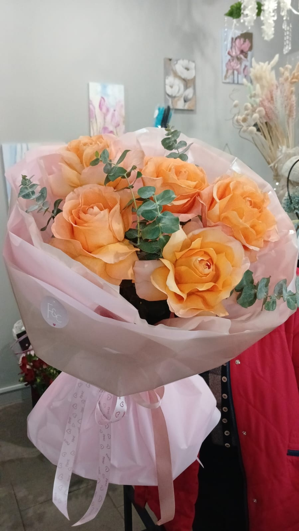 Пионовидные Розы с эвкалиптом 🧡