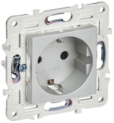 Розетка SKANDY 16А с заземл. защ. шторки SK-R04S серебр. IEK SK-R14-16-K23