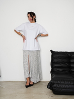 Футболка «Это база» в белом