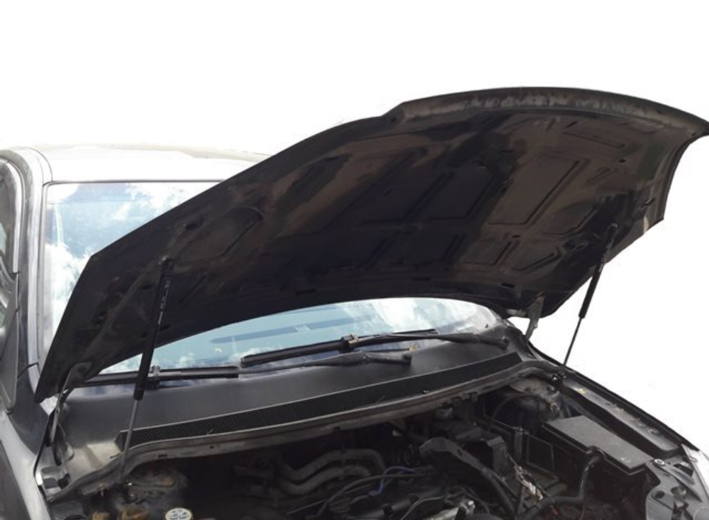 Упор (амортизатор) капота для Ford Focus 2 (2005-2008) Autoinnovation.03-02/2