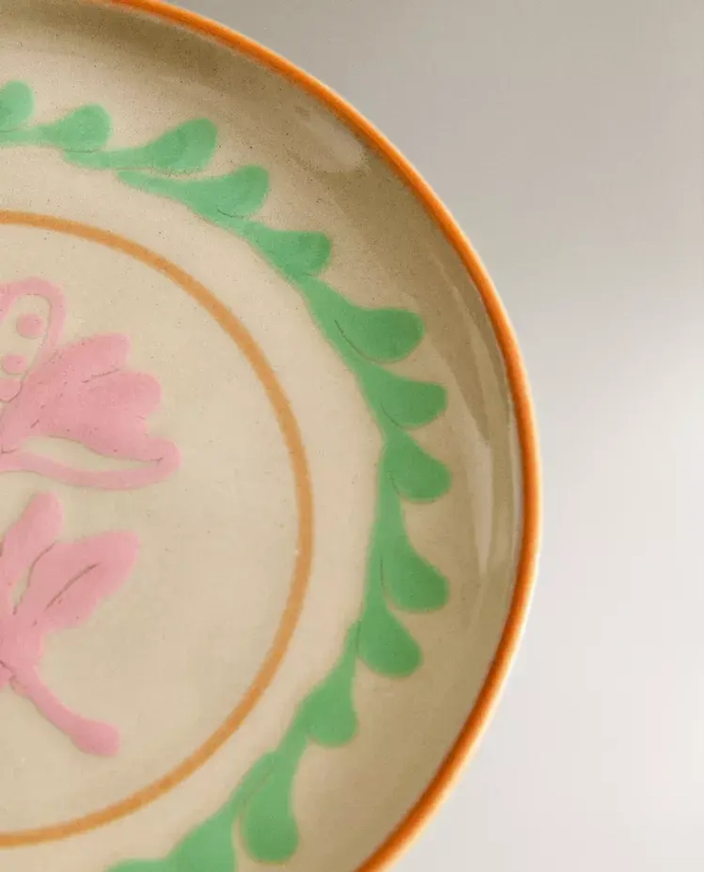 ZARA HOME Х NANUSHKA ДЕСЕРТНАЯ ТАРЕЛКА ИЗ РАСПИСНОЙ КЕРАМИКИ