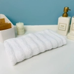 Полотенце махровое 30*50см «FLUFFY» цвет белоснежный 01-001, плотность 500гр/м2