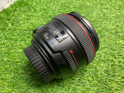 Canon EF 50mm 1.2L USM