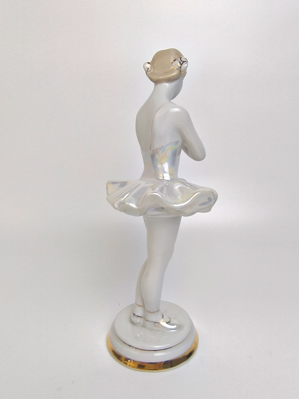Фарфоровая статуэтка "Балерина с Цветком" ДФЗ Вербилки