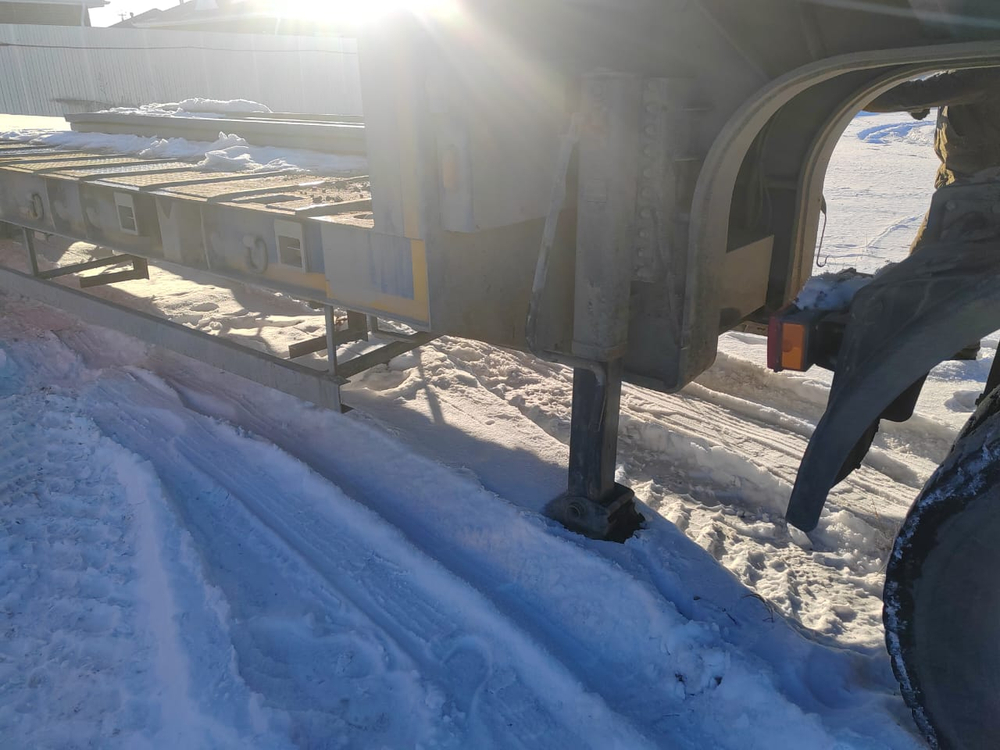 AMUR AMUR Полуприцеп тяжеловоз 4 оси LYR9708TDP (Не раздвижной)