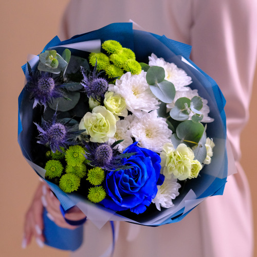 Купить Букет-комплимент с синей розой #986