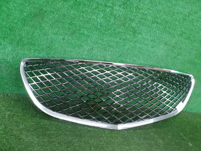 Решетка радиатора Genesis GV70 (2020-н.в.)