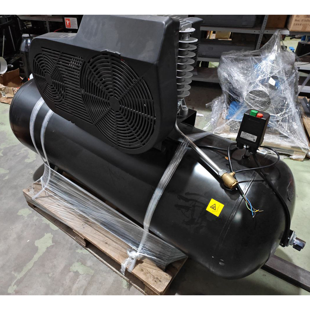 WDK-95079 (УЦЕНКА) Компрессор поршневой с ременным приводом, 798 л/мин, 5.5 кВт, 380 В, ресивер 500 л