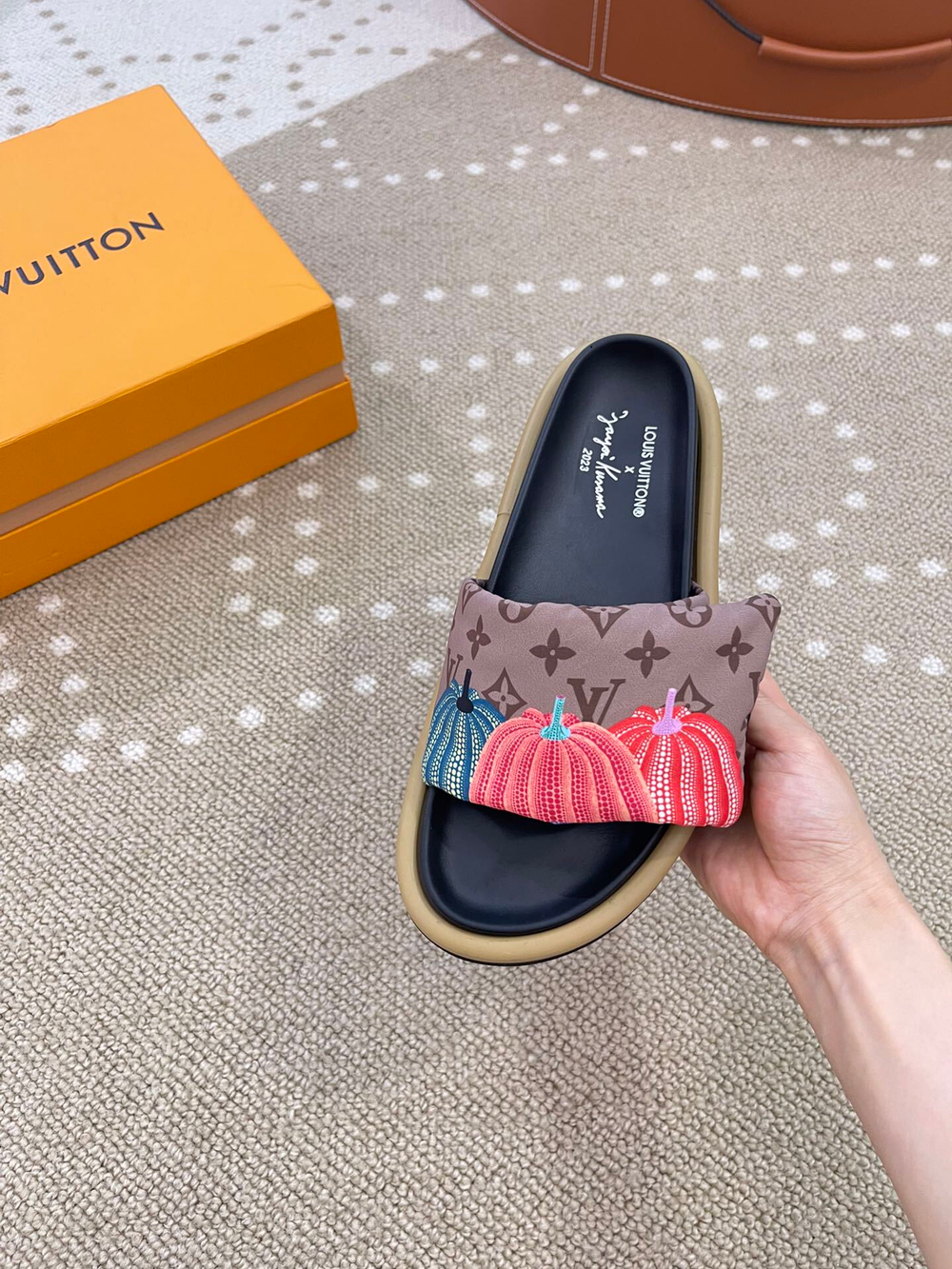 Louis Vuitton Pool Pillow Flat Comfort Mule
