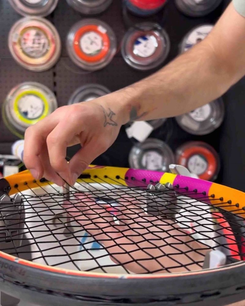 Перетяжка ракетки экспресс (СРОЧНАЯ)