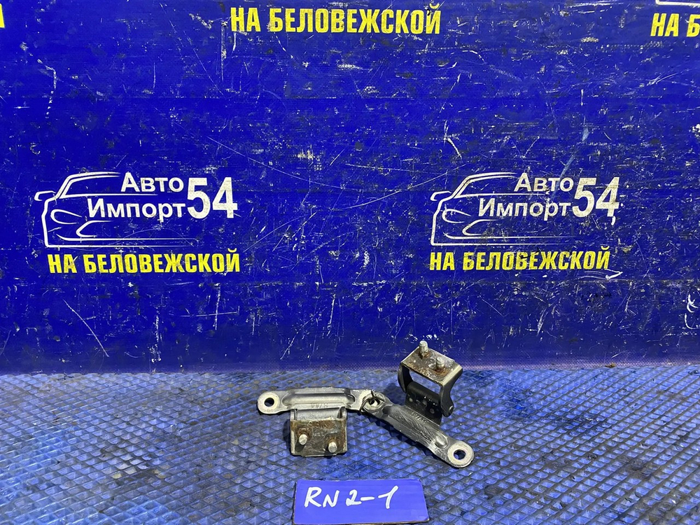 Петля багажника Honda STREAM 2001
