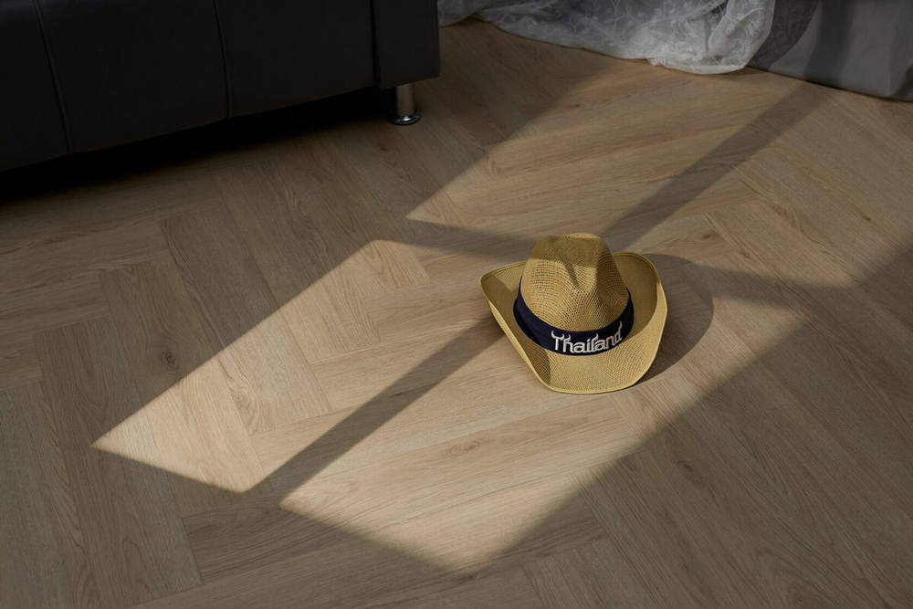 Кварц-винил SPC Steinholz Herringbone 4,5 мм Крайшберг 1.14688 м2