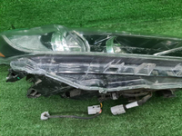 Битая Фара правая Toyota Highlander 3 U50 16-19 галоген