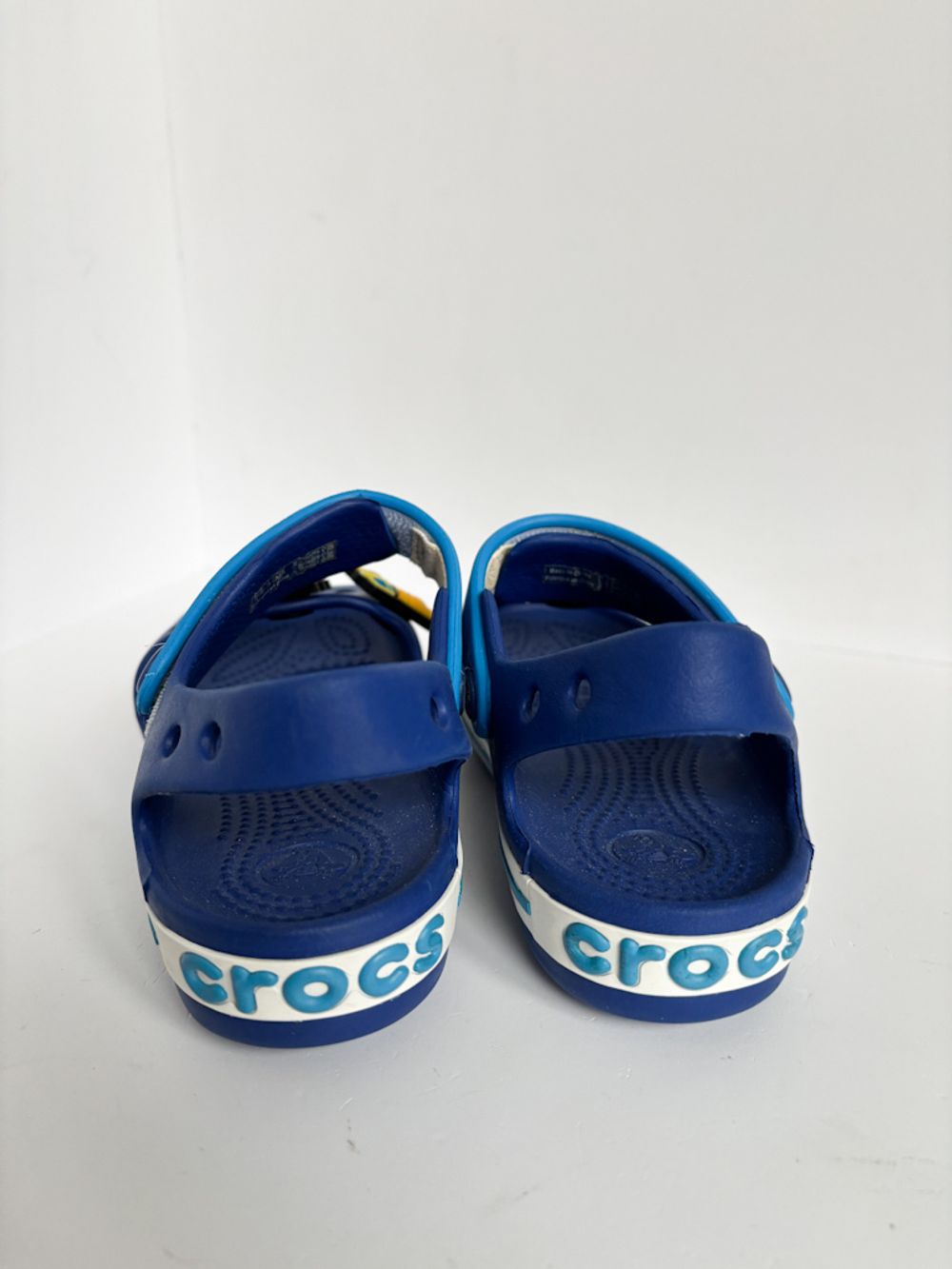 Новые сандалии Crocs, 27