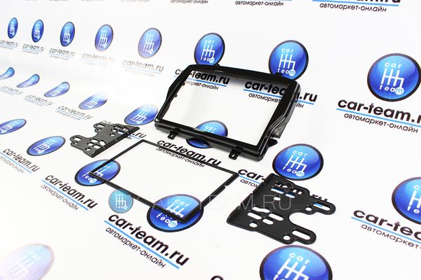 Переходная рамка 2DIN магнитолы на Лада Веста - черный лак