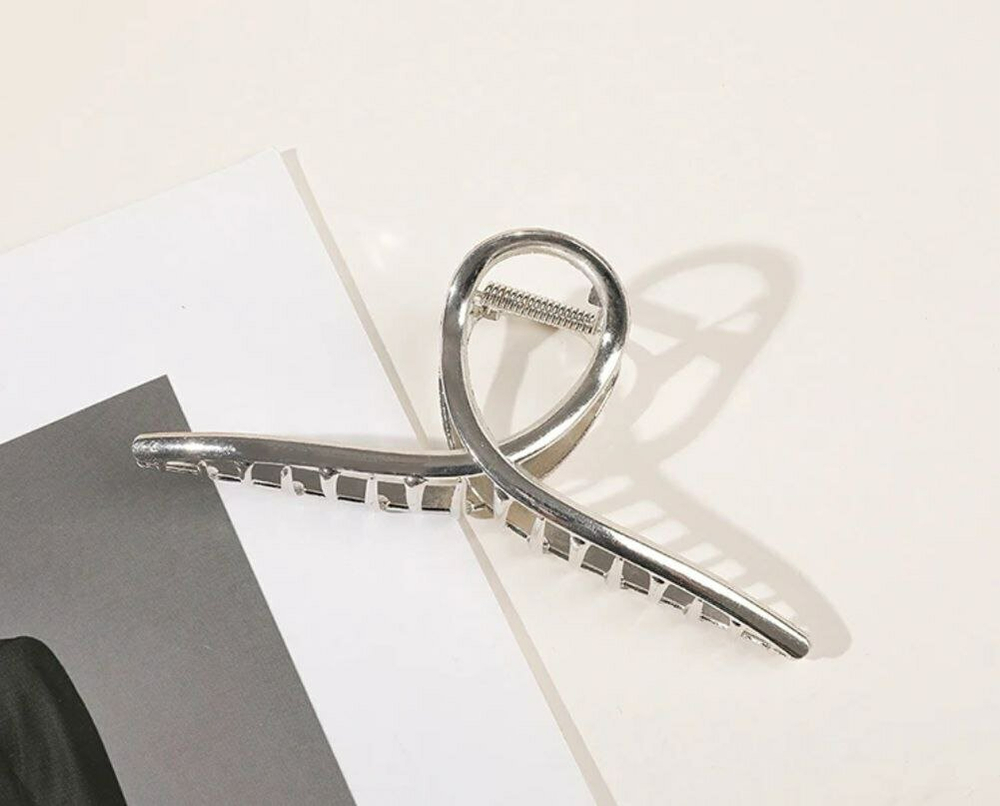 Заколка  краб для волос. Подходит для длинных и густых волос Петля. Усиленная. Цвет серебро.