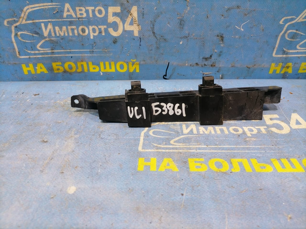 Крепление бампера переднее левое Honda INSPIRE 2003-2007