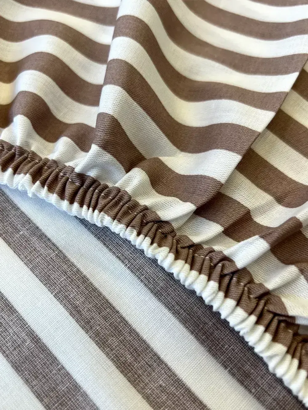 Постельное белье "Мэри/Мэри (компаньон)" евро наволочки 50х70 2шт Простынь на резинке 180х200 см Пододеяльник 200х215 см Сказка сатин