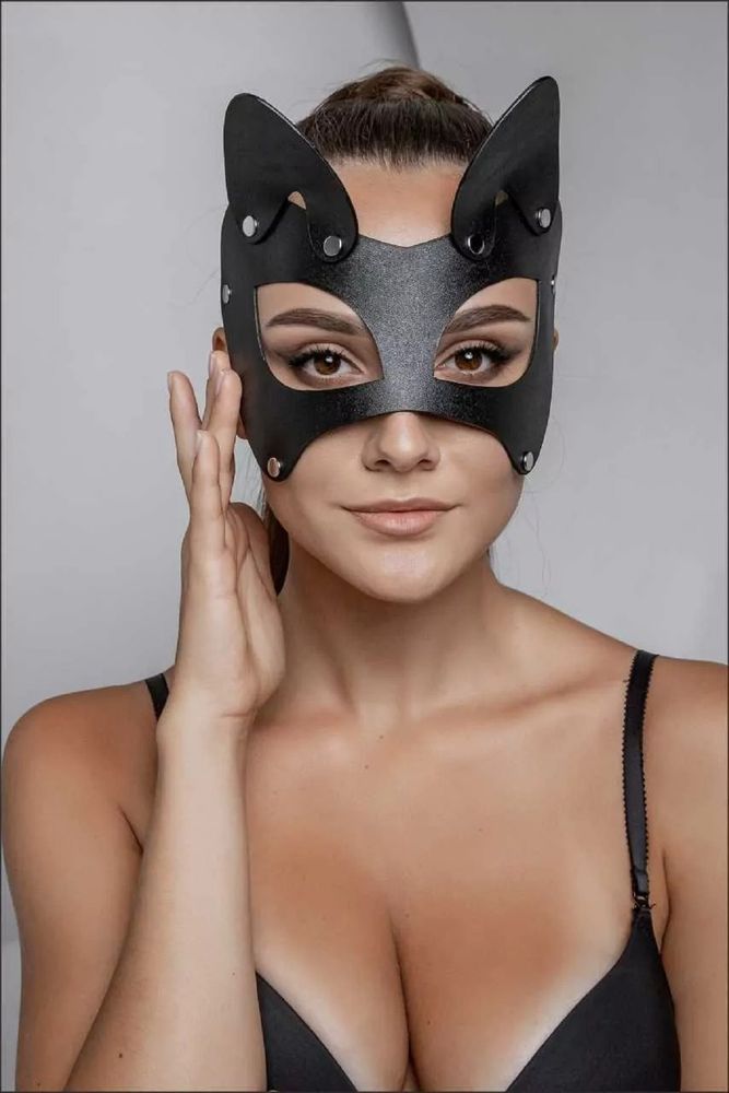 Маска кошечка классическая кожа черный