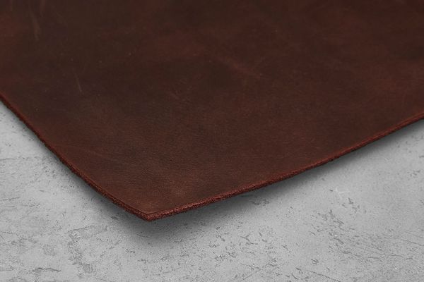 Кожа для ножен, чепрак Crazy Horse 2,1-2,6мм