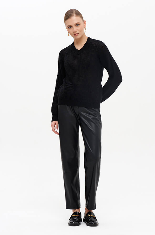 23166 Джемпер женский (черный)