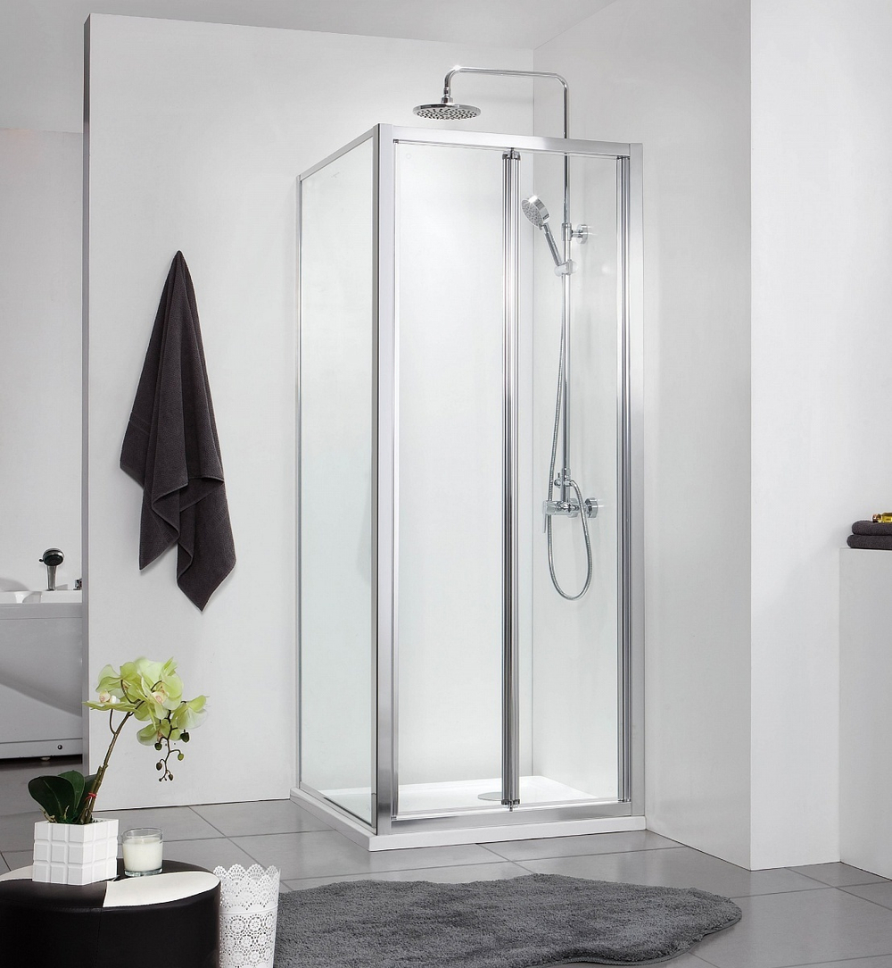Фото в интерьере Душевое ограждение Azario TORONTO 800х800х1900, без поддона, прозрачное стекло 5 мм, цвет профиля серебро (AZ-NAA1432B)