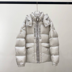 Пуховик Moncler