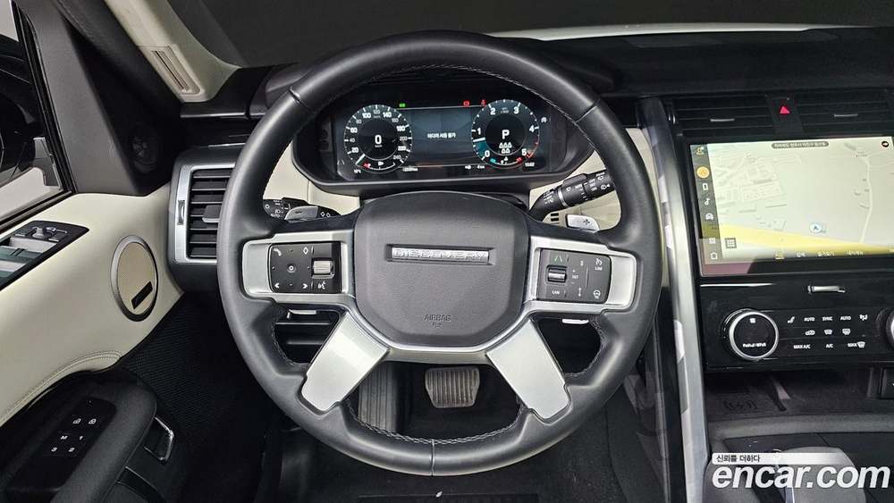 Land Rover Discovery 5 D250 SE (10.2022)