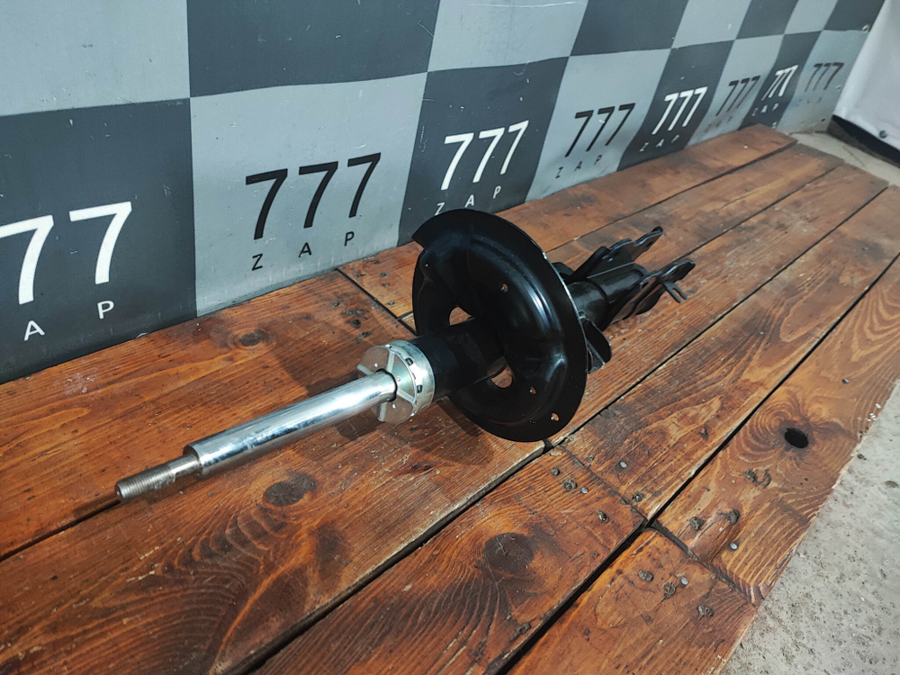 Стойка правая Infiniti FX I, FX II Новая оригинал 54302CL000