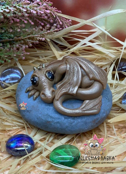 Силиконовая форма Дракон на камне