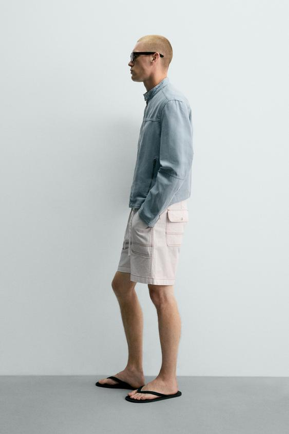 ZARA ШОРТЫ RELAXED FIT С КОНТРАСТНОЙ ОТСТРОЧКОЙ, ЖЕЛТОВАТО-БЕЛЫЙ