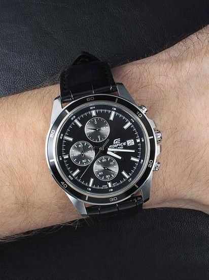 Наручные часы Casio Edifice EFR-526L-1AVUDF