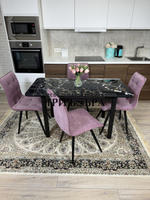Стеклянный раздвижной стол "Черный мрамор" и стулья "ГУЧИ" пыльная роза