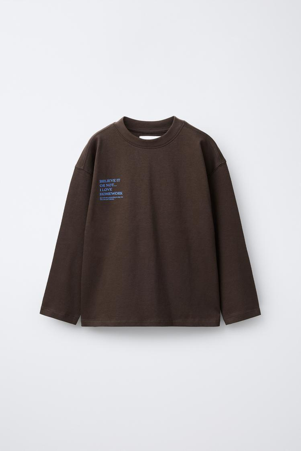 ZARA ФУТБОЛКА С КОНТРАСТНЫМ ТЕКСТОВЫМ ПРИНТОМ, ШОКОЛАДНЫЙ