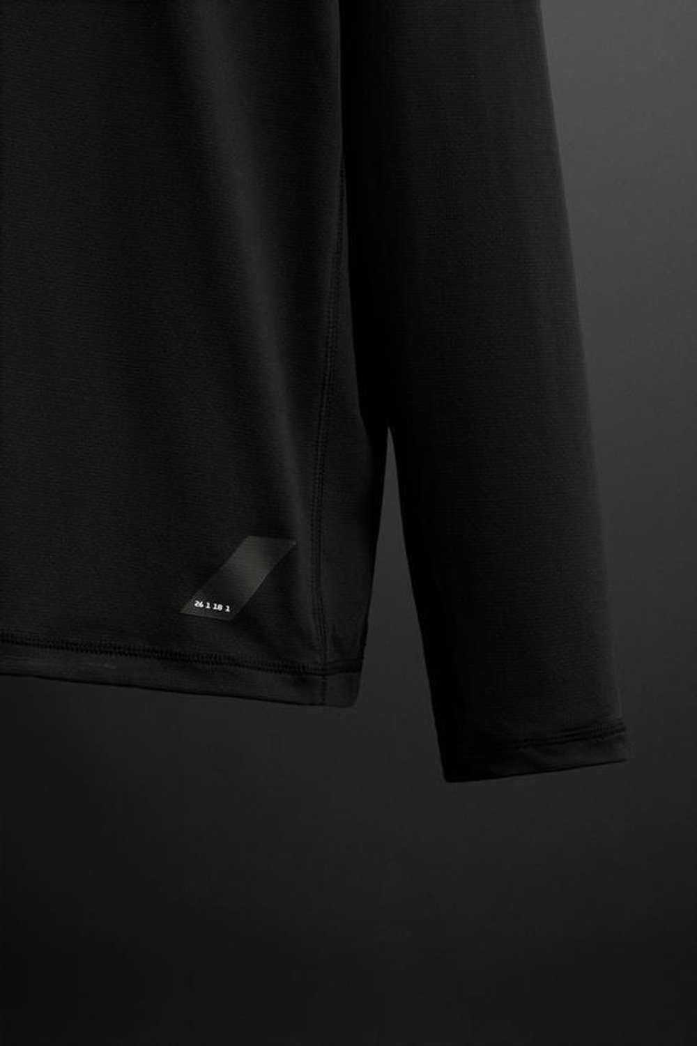 ZARA БАЗОВАЯ СПОРТИВНАЯ ФУТБОЛКА, ЧЕРНЫЙ