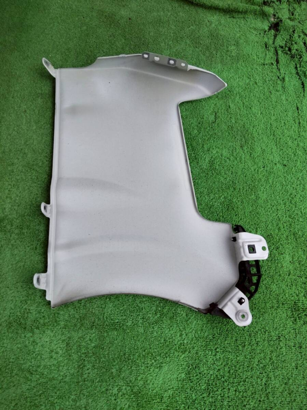 крыло переднее левое Suzuki Every DA17V 2021