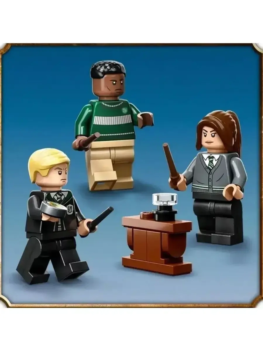 Конструктор Гарри Поттер "Знамя факультета Слизерин" 349 дет