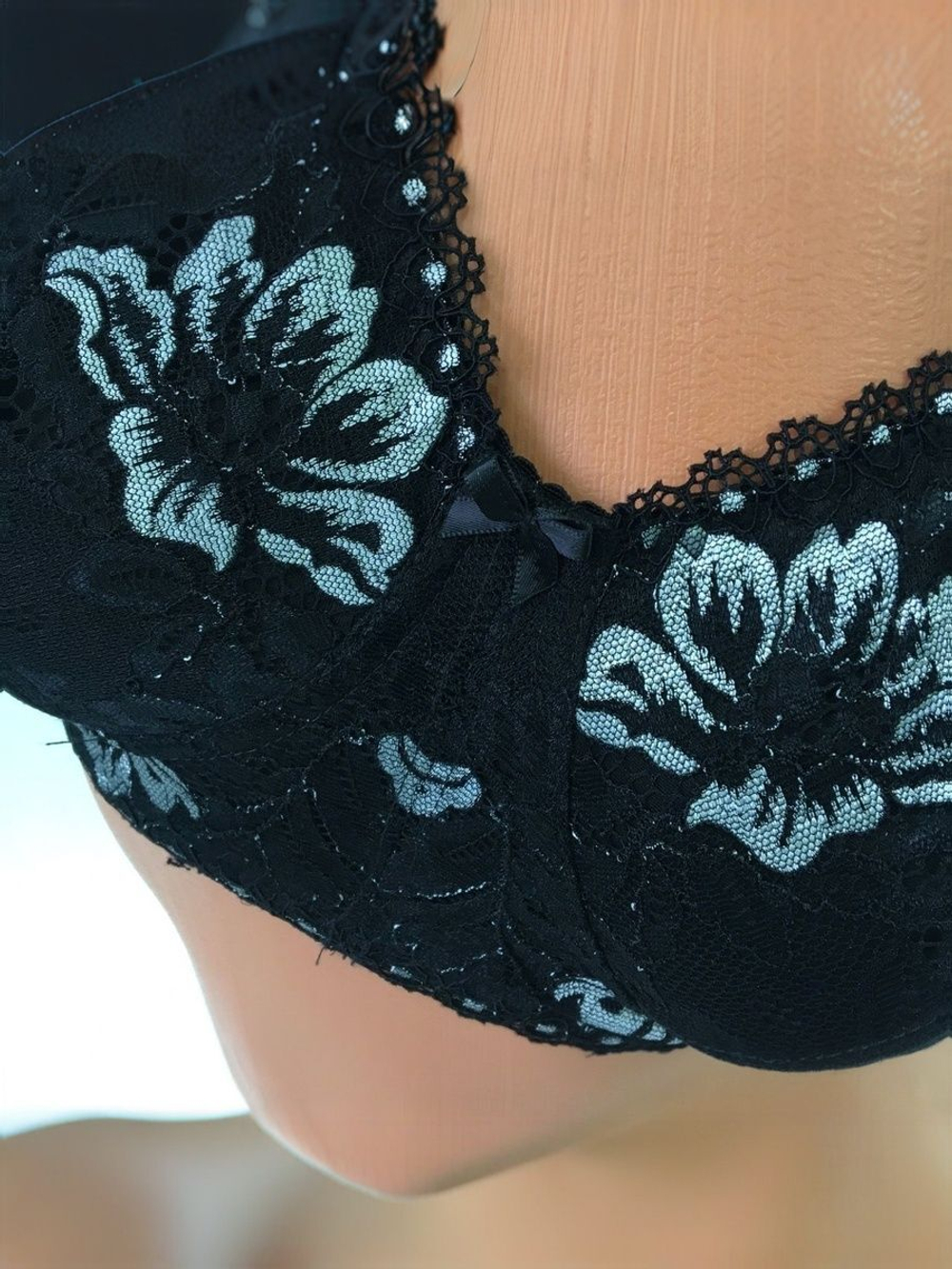 Бюстгальтер ортопедический для фиксации экзопротеза после мастэктомии 85D черный