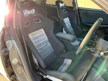 Спортивные сиденья (полуковши) Bride illest в Toyota Mark 2 JZX90