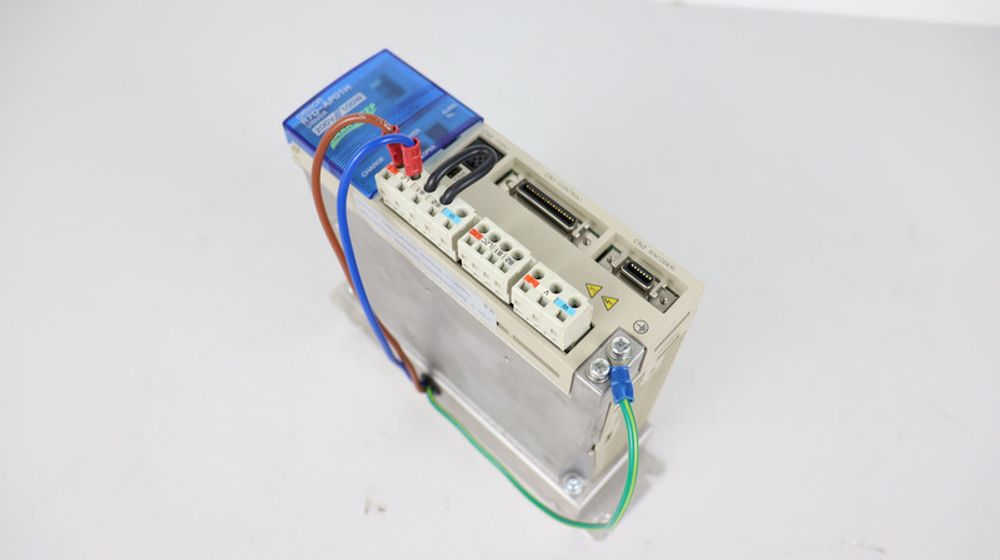 OMRON Yaskawa R7D-AP01H