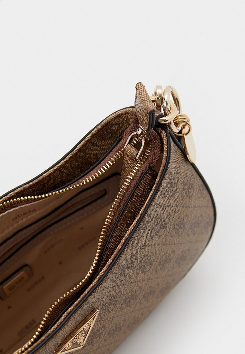 Сумка  женская  GUESS