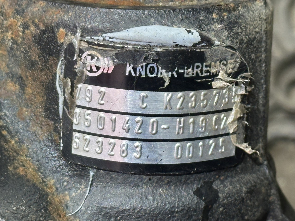 Суппорт передний левый 2023г.