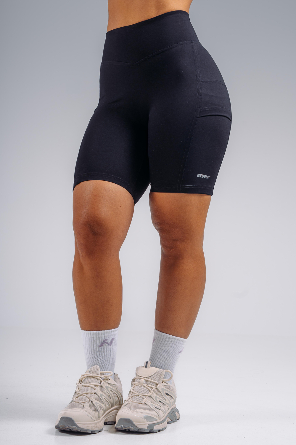 Шорты High-Waist Shorts with Pockets PRIMAL 858 Черные