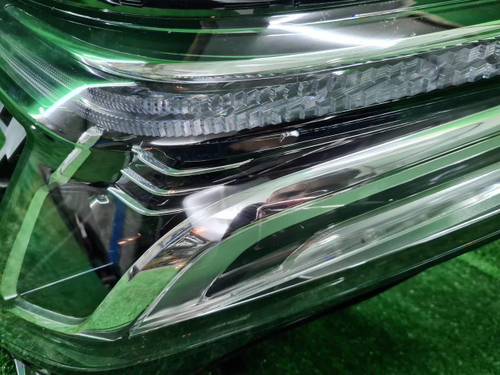 Фара правая Cadillac XT5 (2016-2019) LED